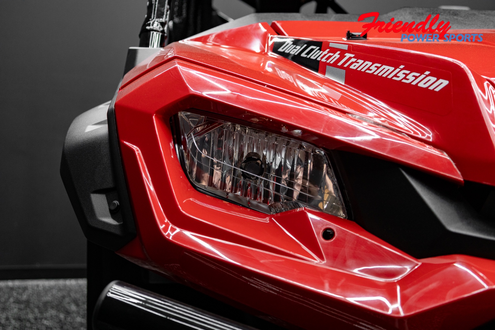 2025 HONDA Pioneer 1000-6 Crew Deluxe