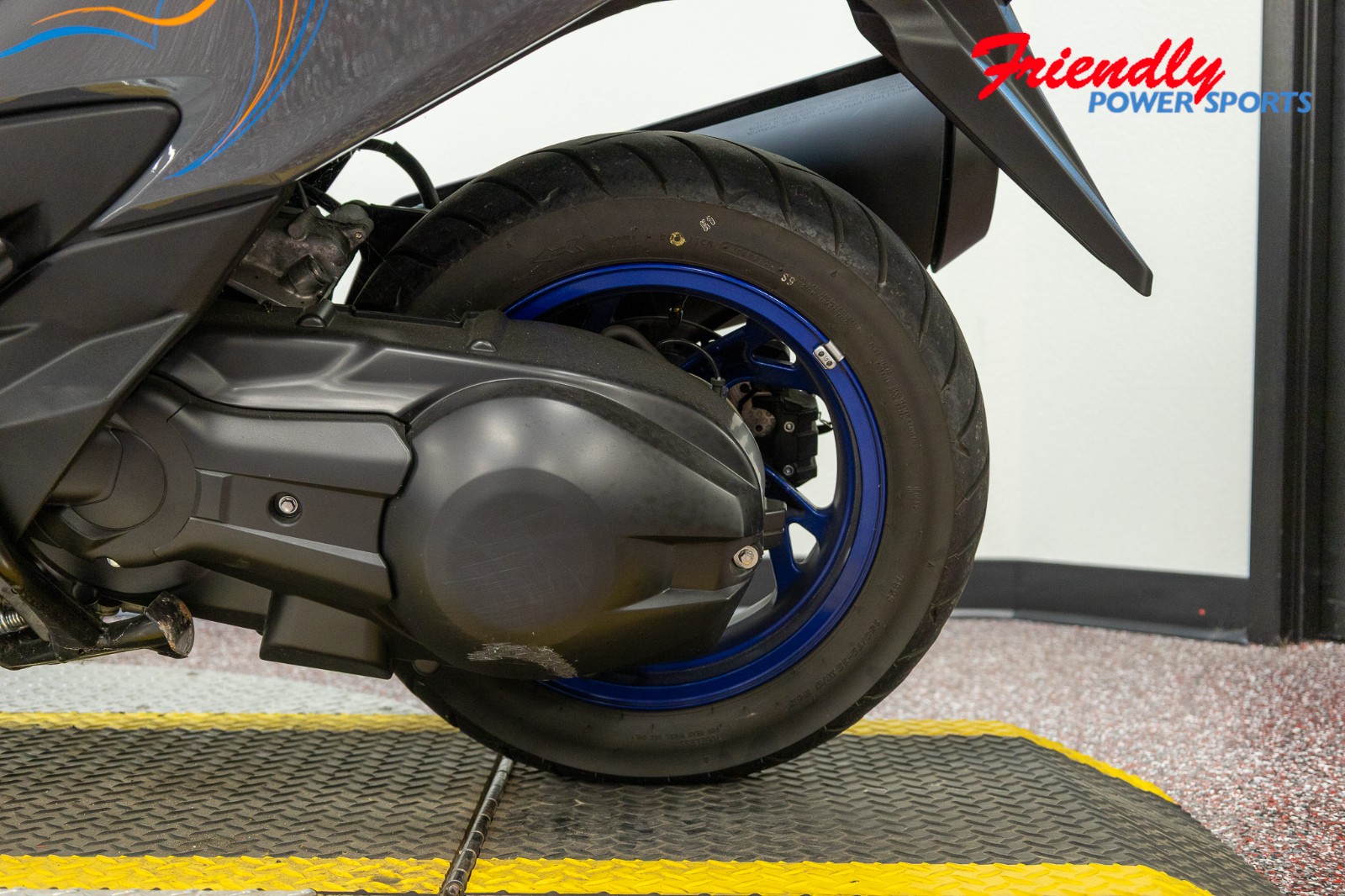 2023 SUZUKI Burgman 400