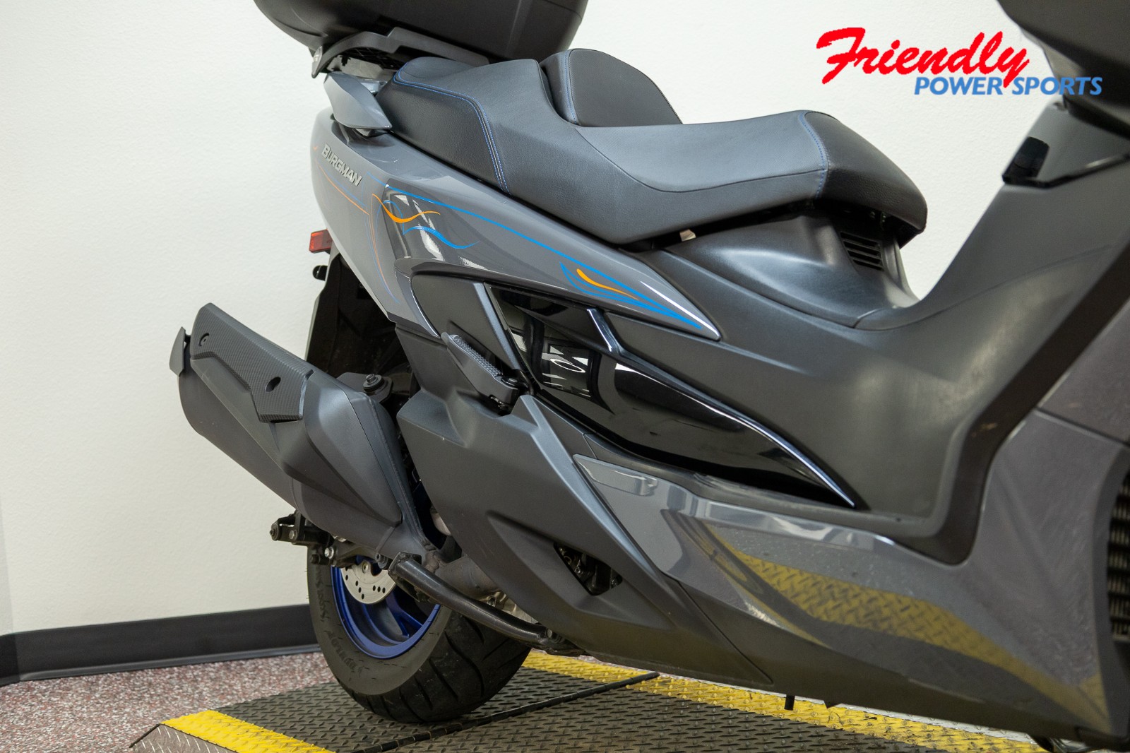2023 SUZUKI Burgman 400