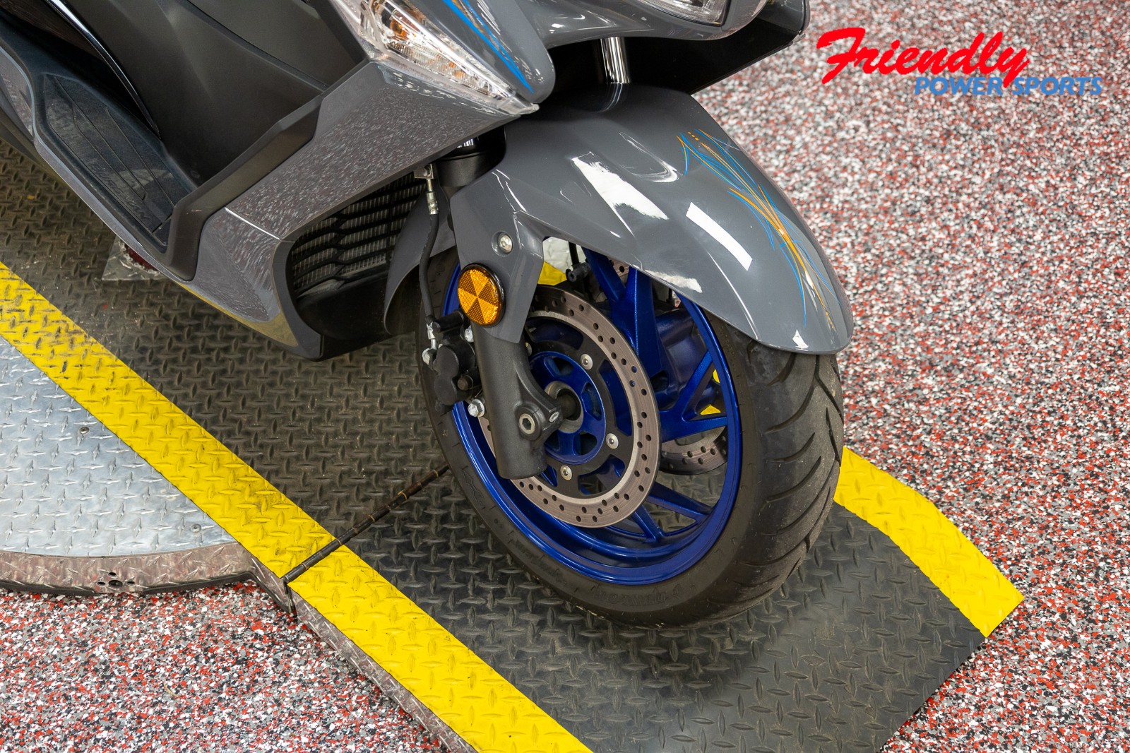 2023 SUZUKI Burgman 400