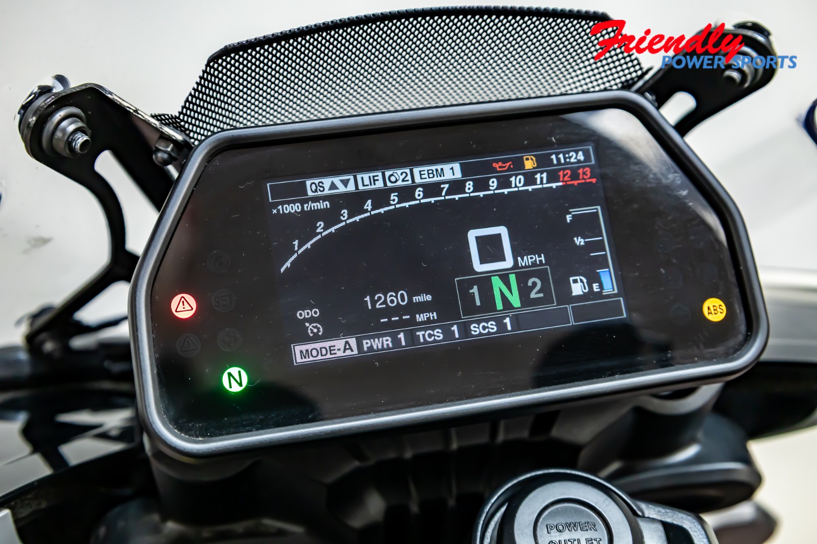 2025 YAMAHA MT-10