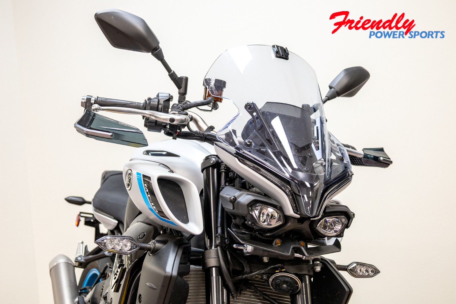 2025 YAMAHA MT-10