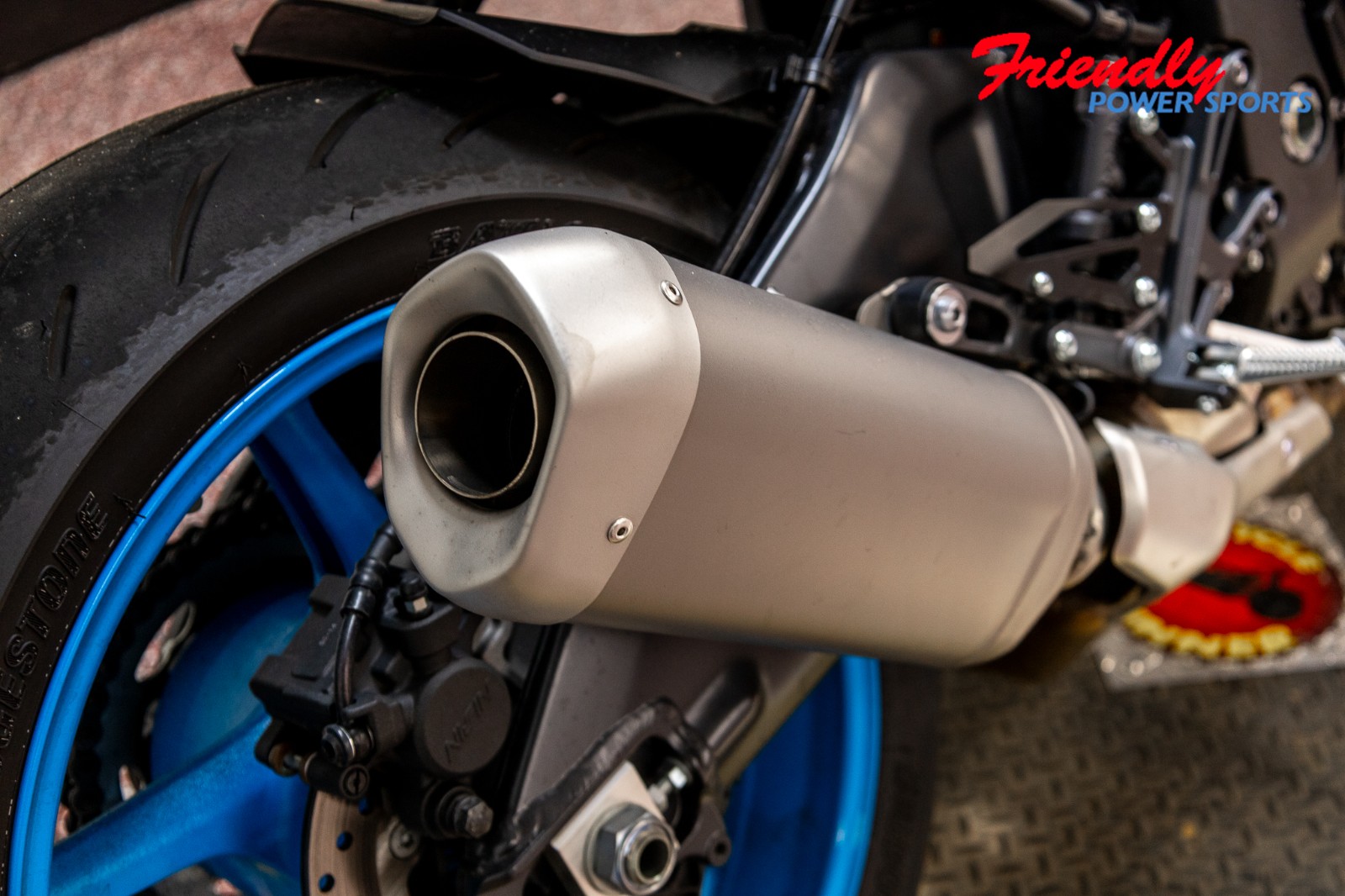 2025 YAMAHA MT-10