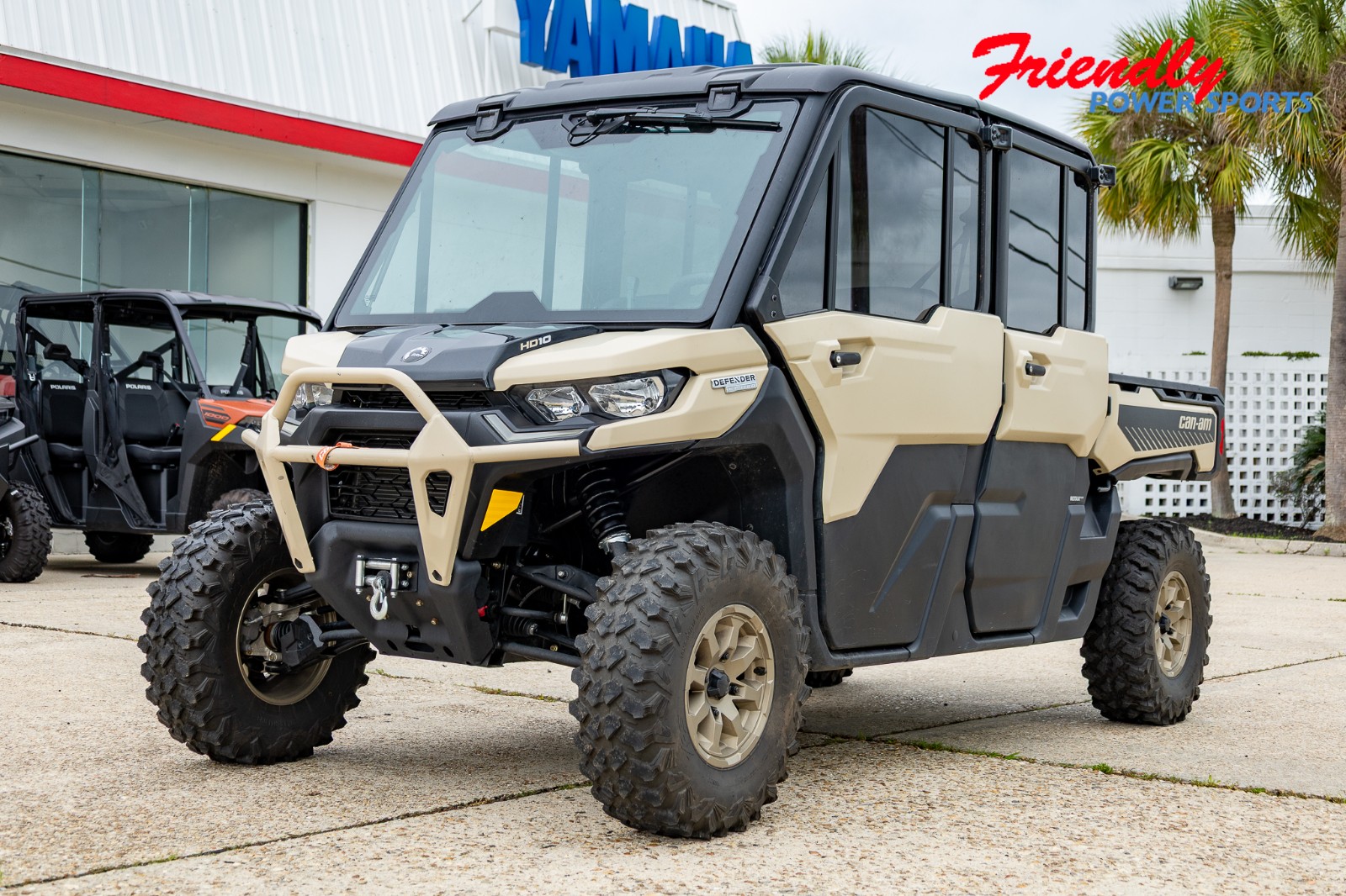 2025 CAN-AM DEF MAX LIMITED  65 HD10 CA