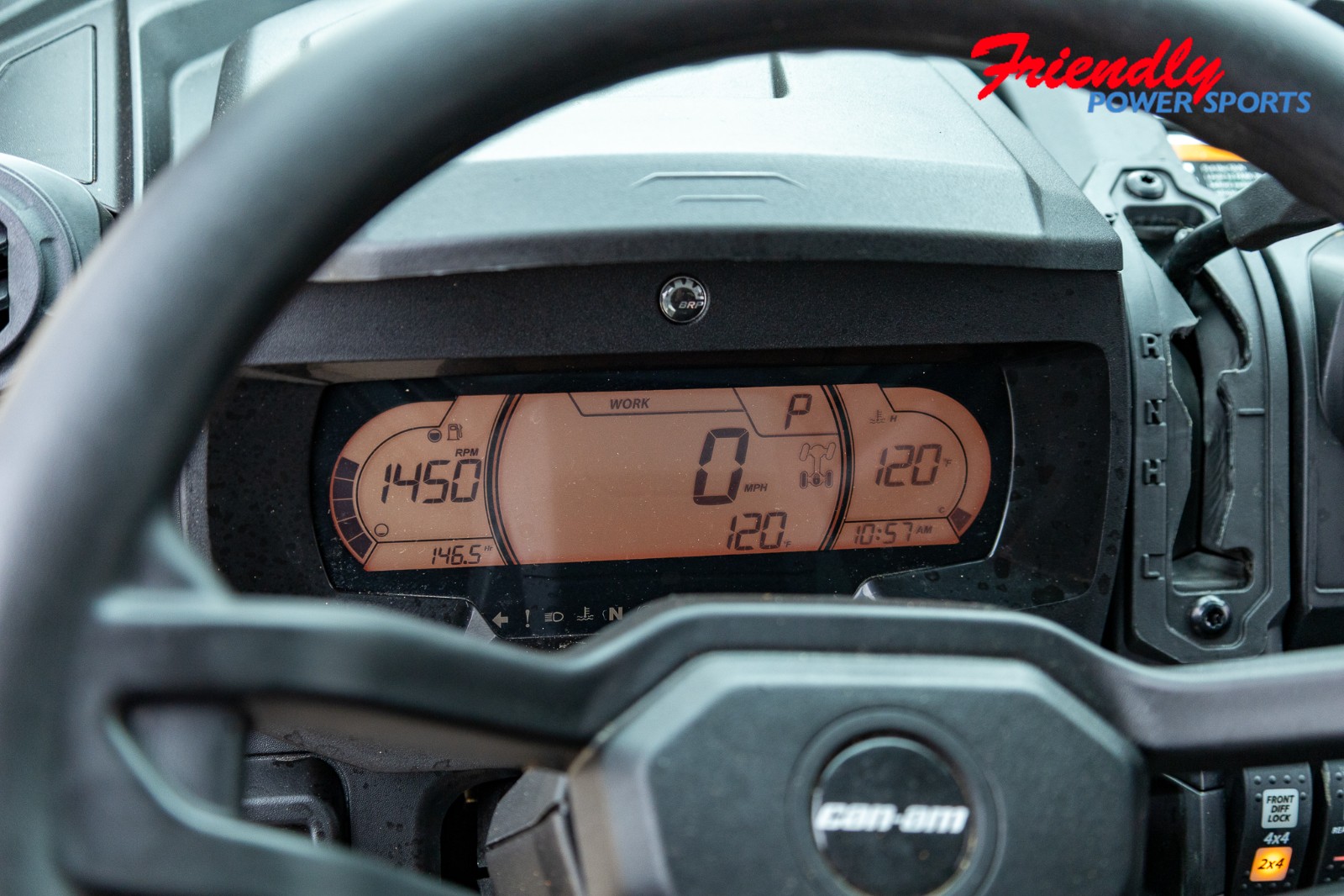 2025 CAN-AM DEF MAX LIMITED  65 HD10 CA