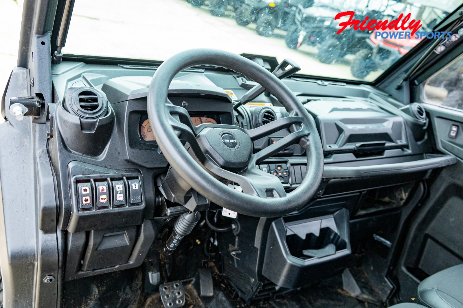2025 CAN-AM DEF MAX LIMITED  65 HD10 CA