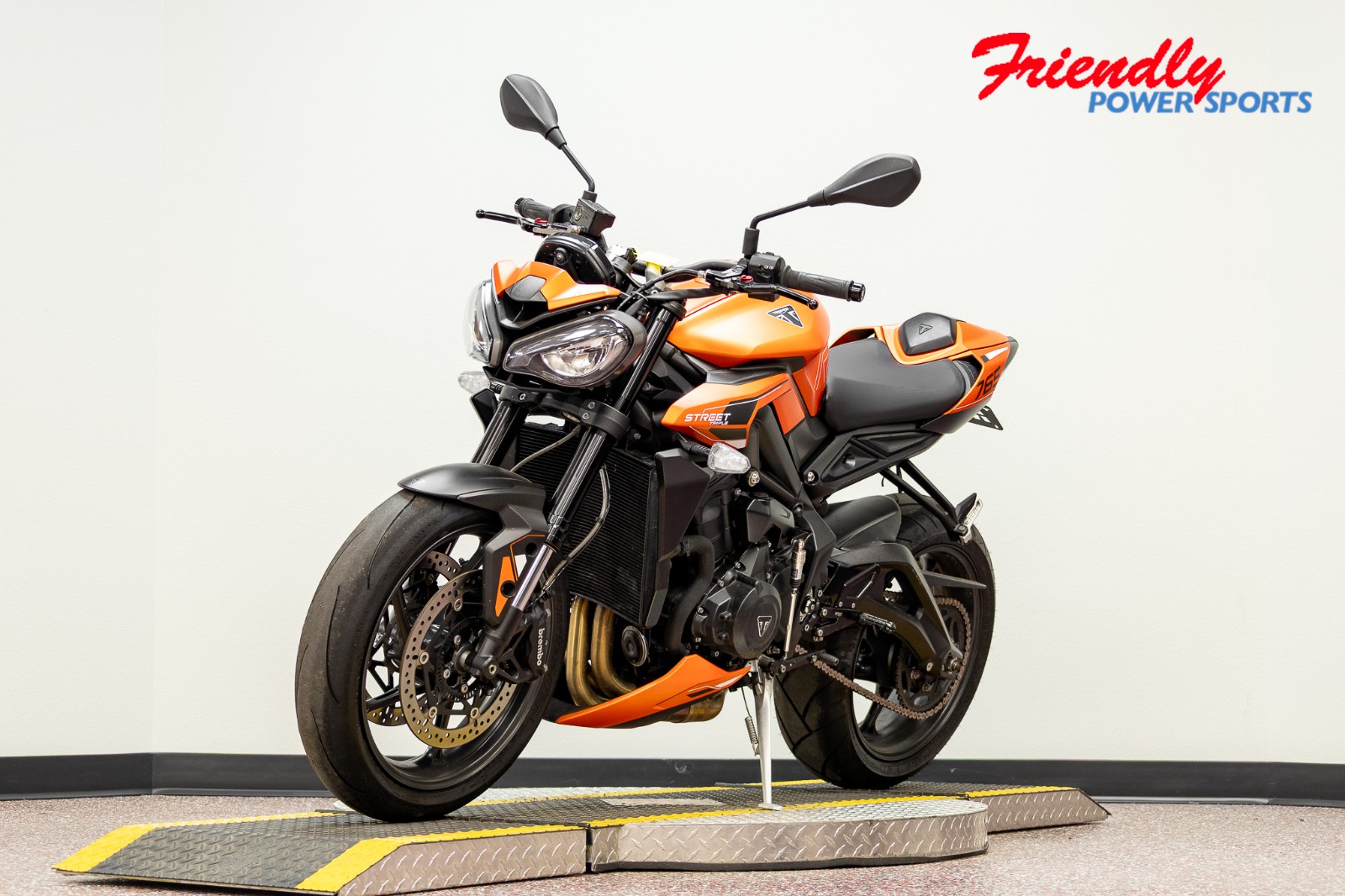 2025 TRIUMPH Street Triple 765 R