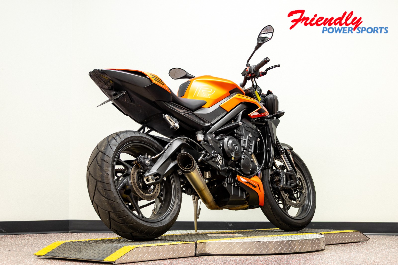 2025 TRIUMPH Street Triple 765 R