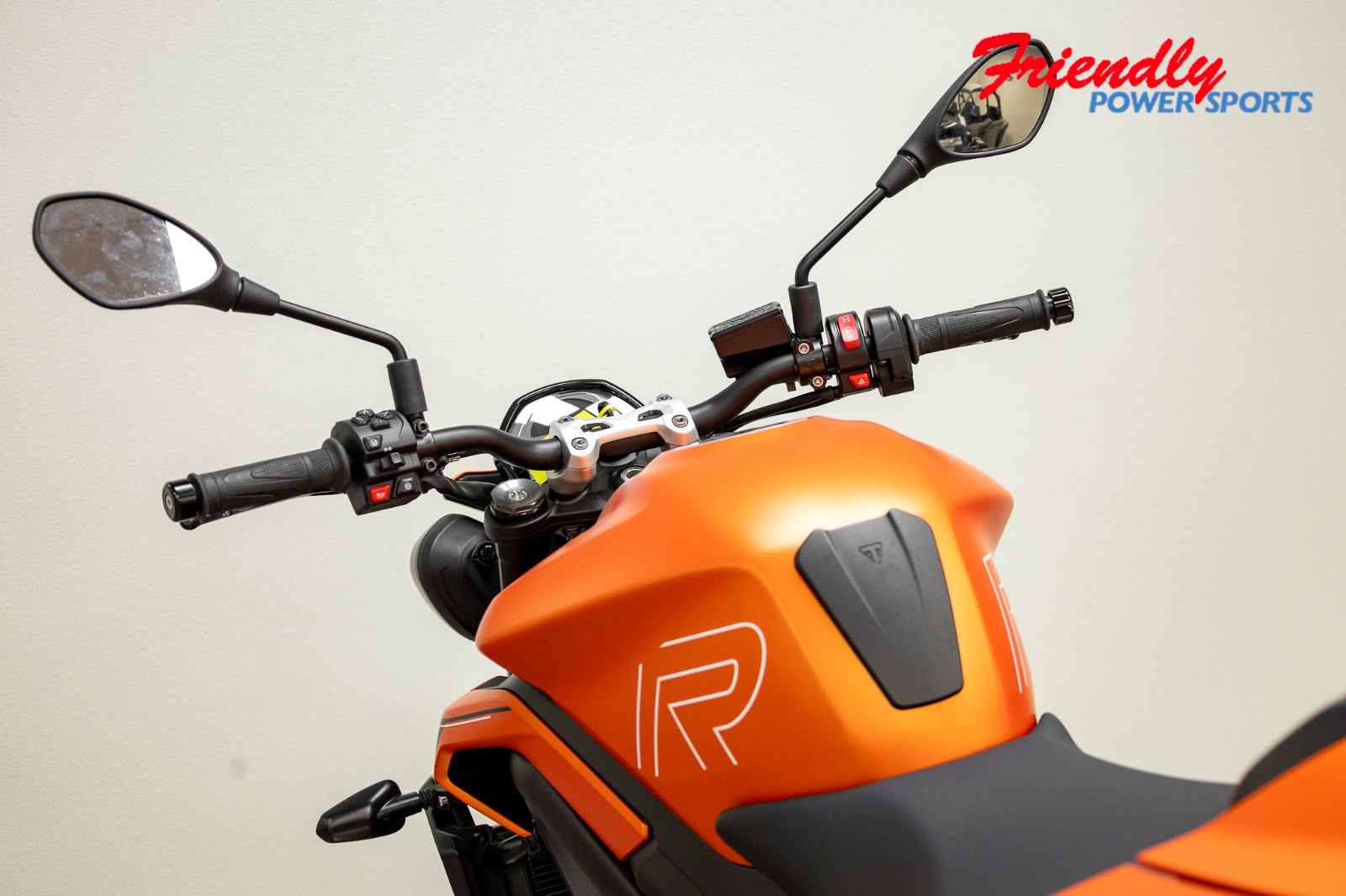 2025 TRIUMPH Street Triple 765 R
