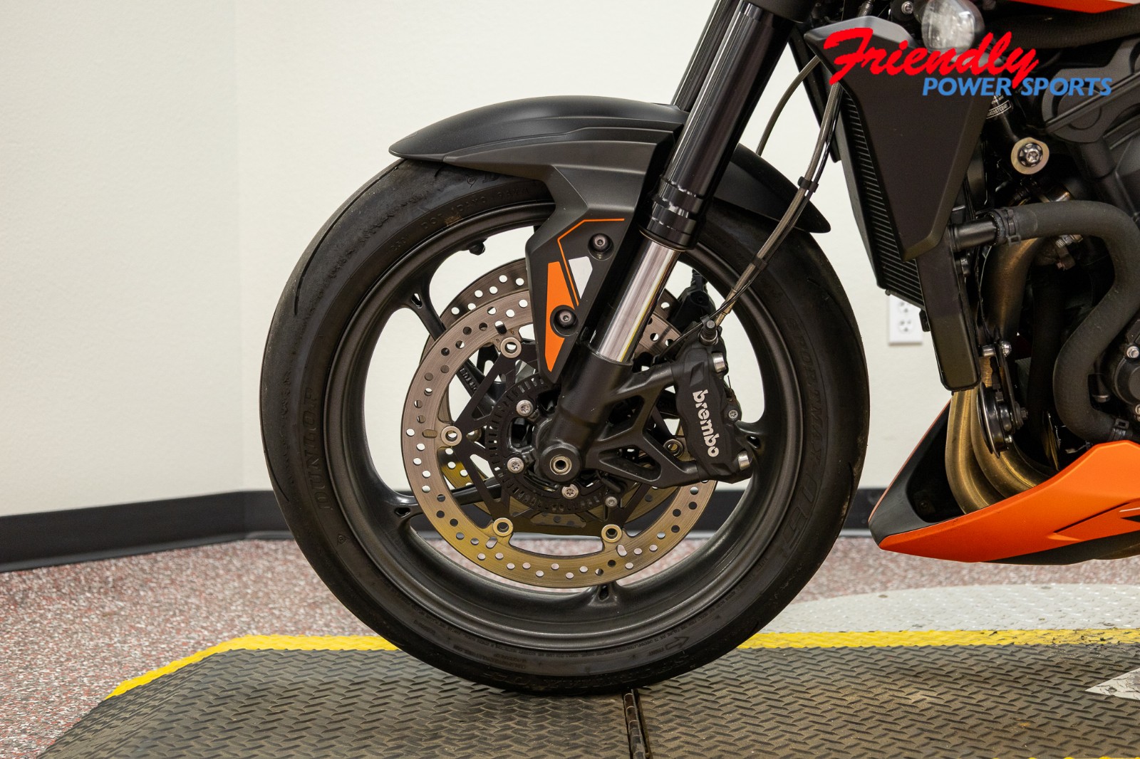 2025 TRIUMPH Street Triple 765 R
