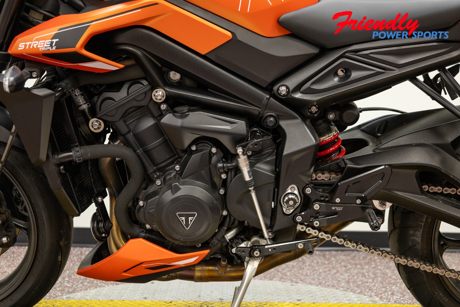 2025 TRIUMPH Street Triple 765 R