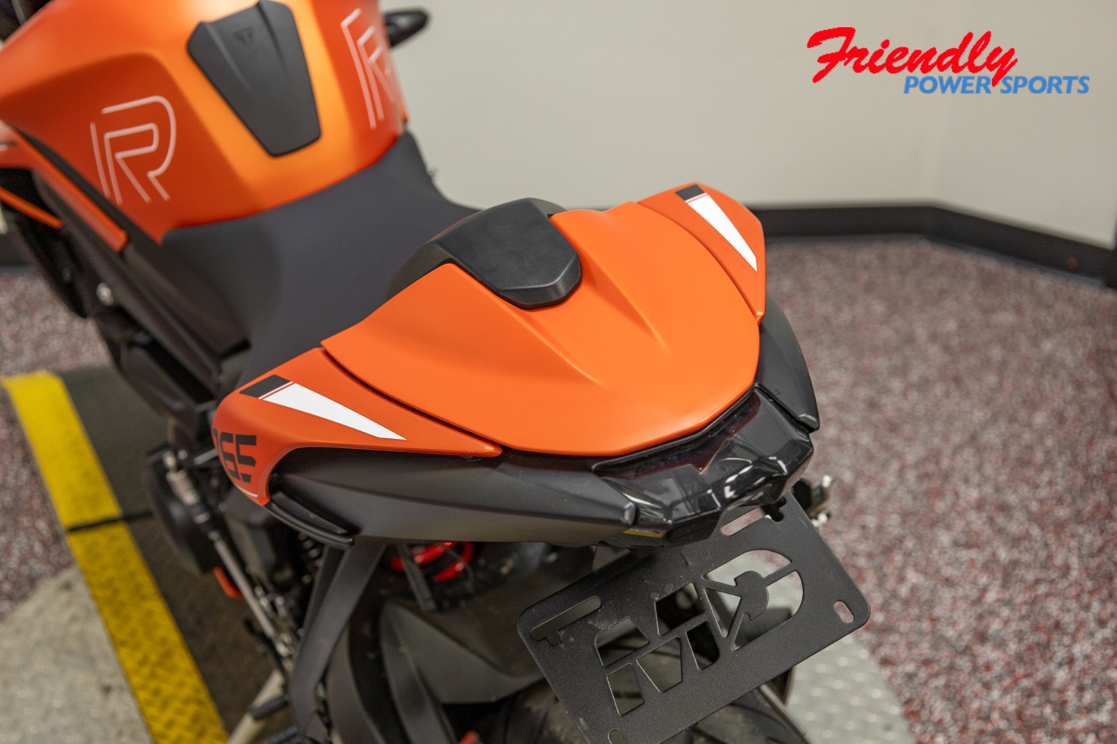 2025 TRIUMPH Street Triple 765 R