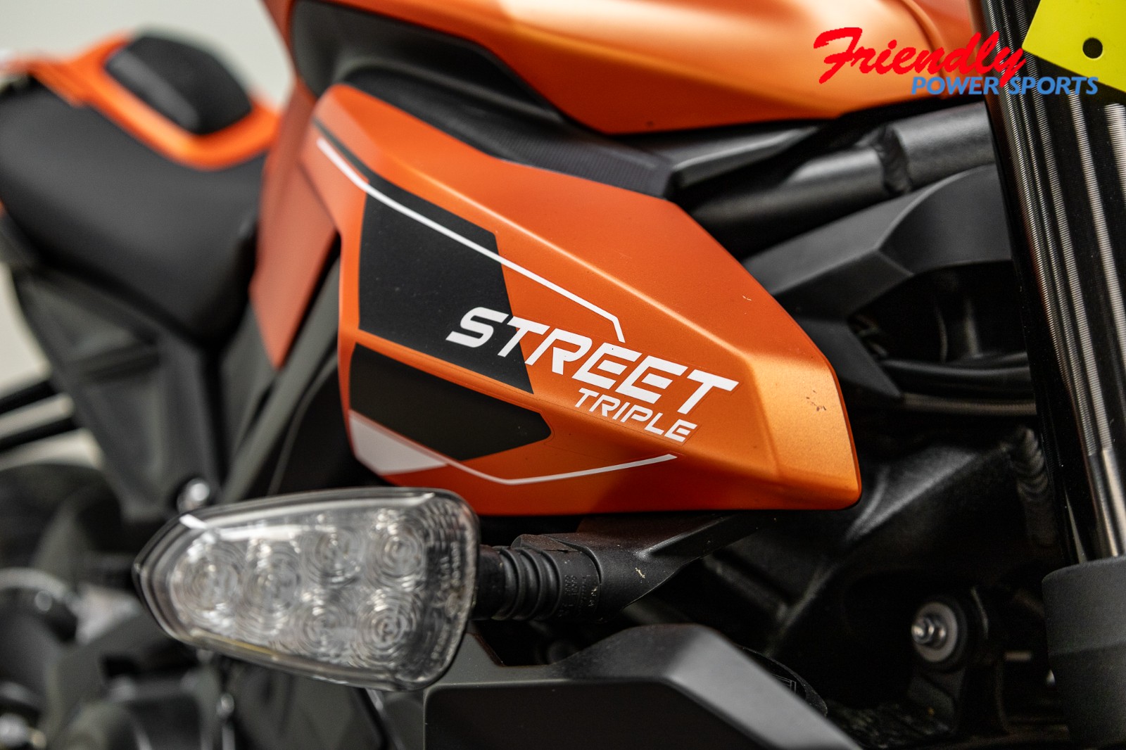 2025 TRIUMPH Street Triple 765 R