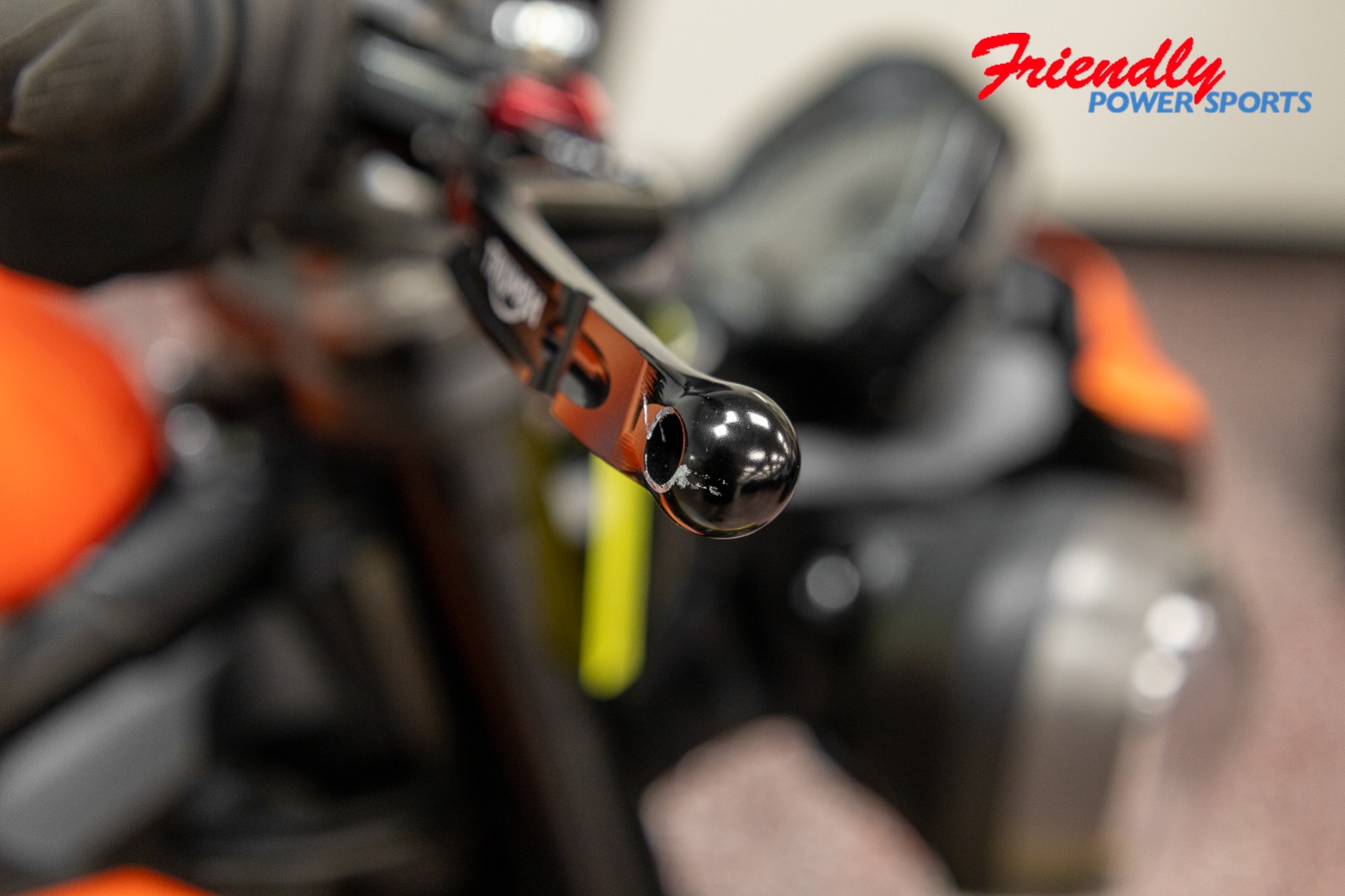 2025 TRIUMPH Street Triple 765 R