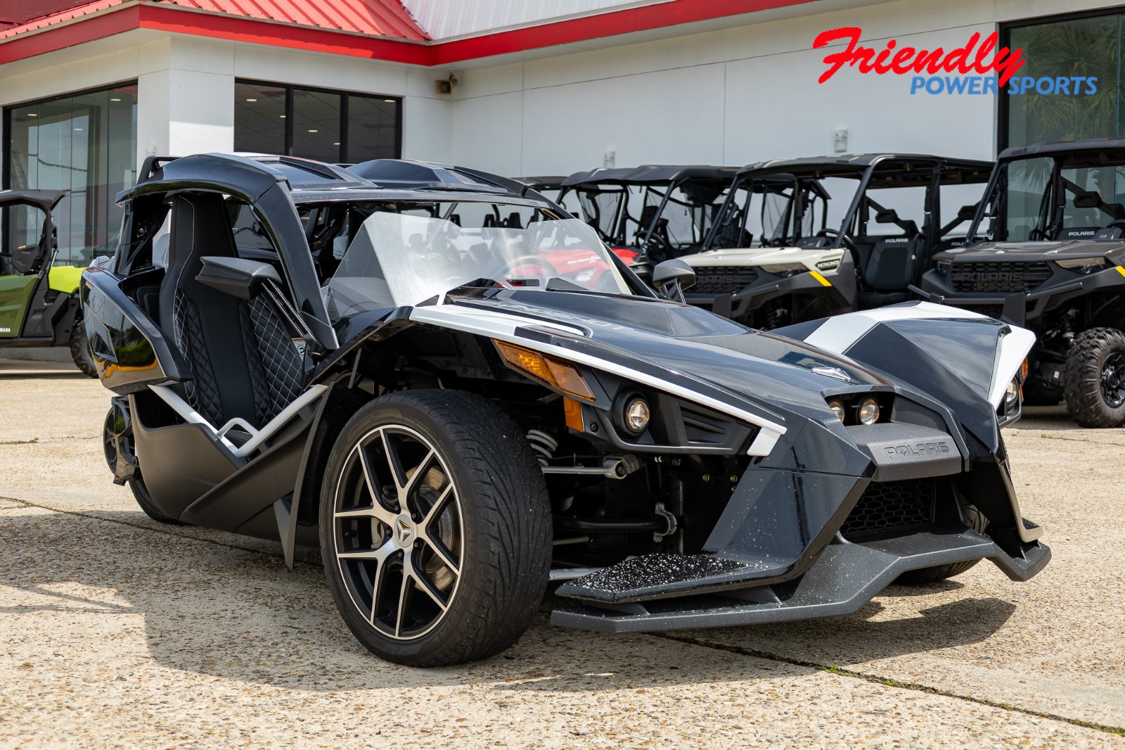 2019 SLINGSHOT SLINGSHOT GT, 49ST, BLACK CRYSTAL