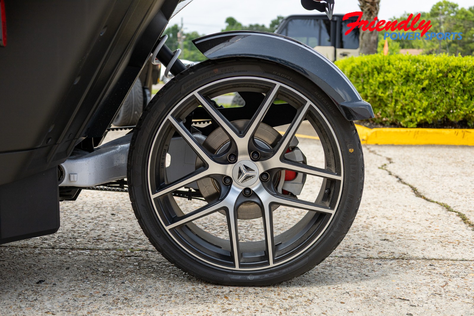 2019 SLINGSHOT SLINGSHOT GT, 49ST, BLACK CRYSTAL