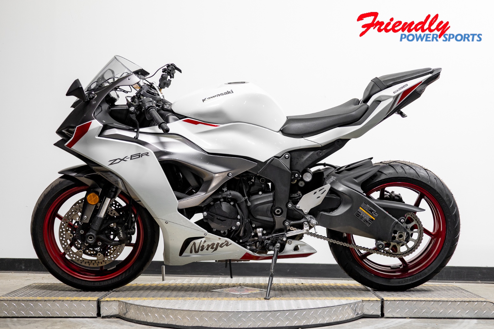 2024 KAWASAKI NINJA ZX-6R