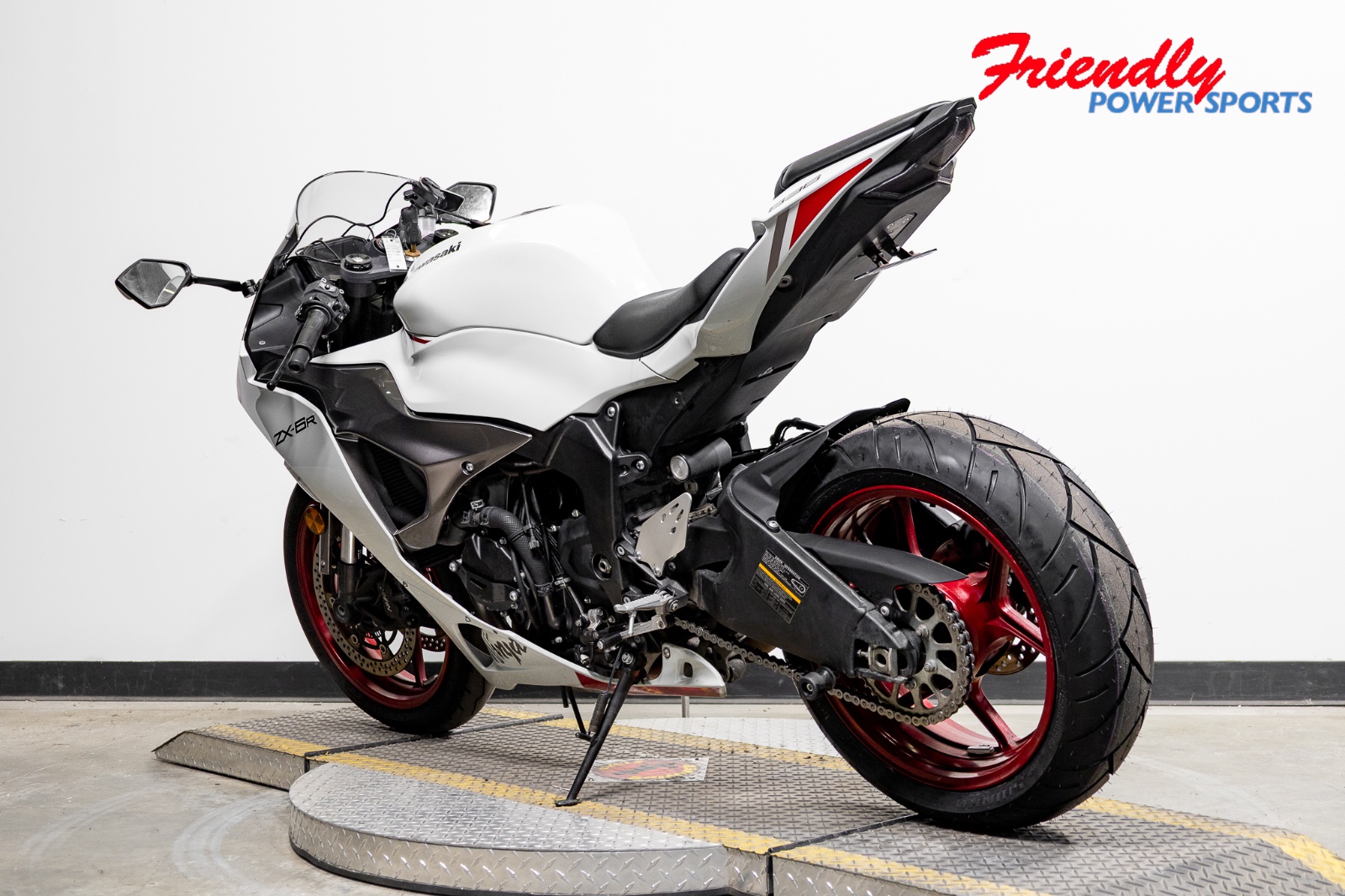 2024 KAWASAKI NINJA ZX-6R