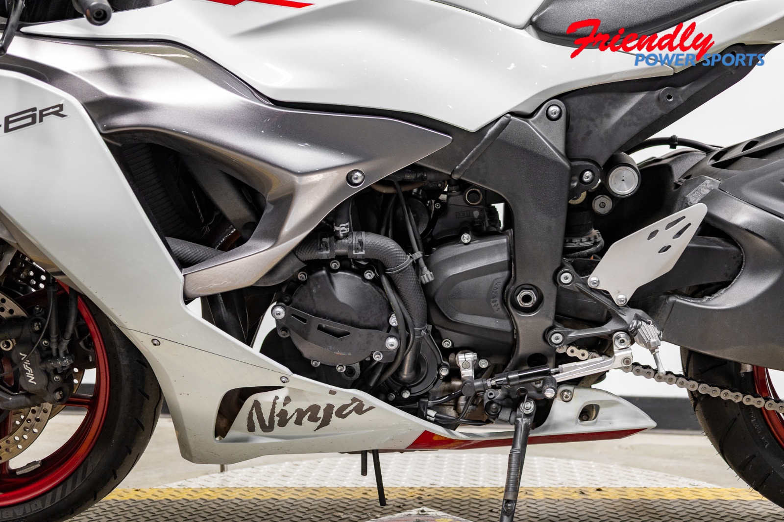 2024 KAWASAKI NINJA ZX-6R