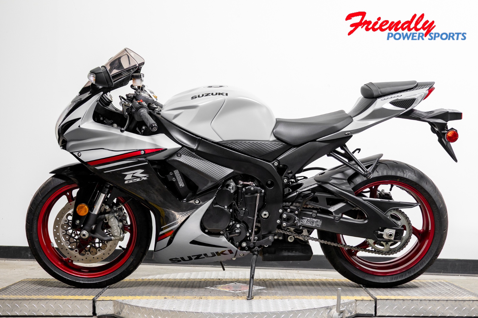2023 SUZUKI GSX-R600 CA
