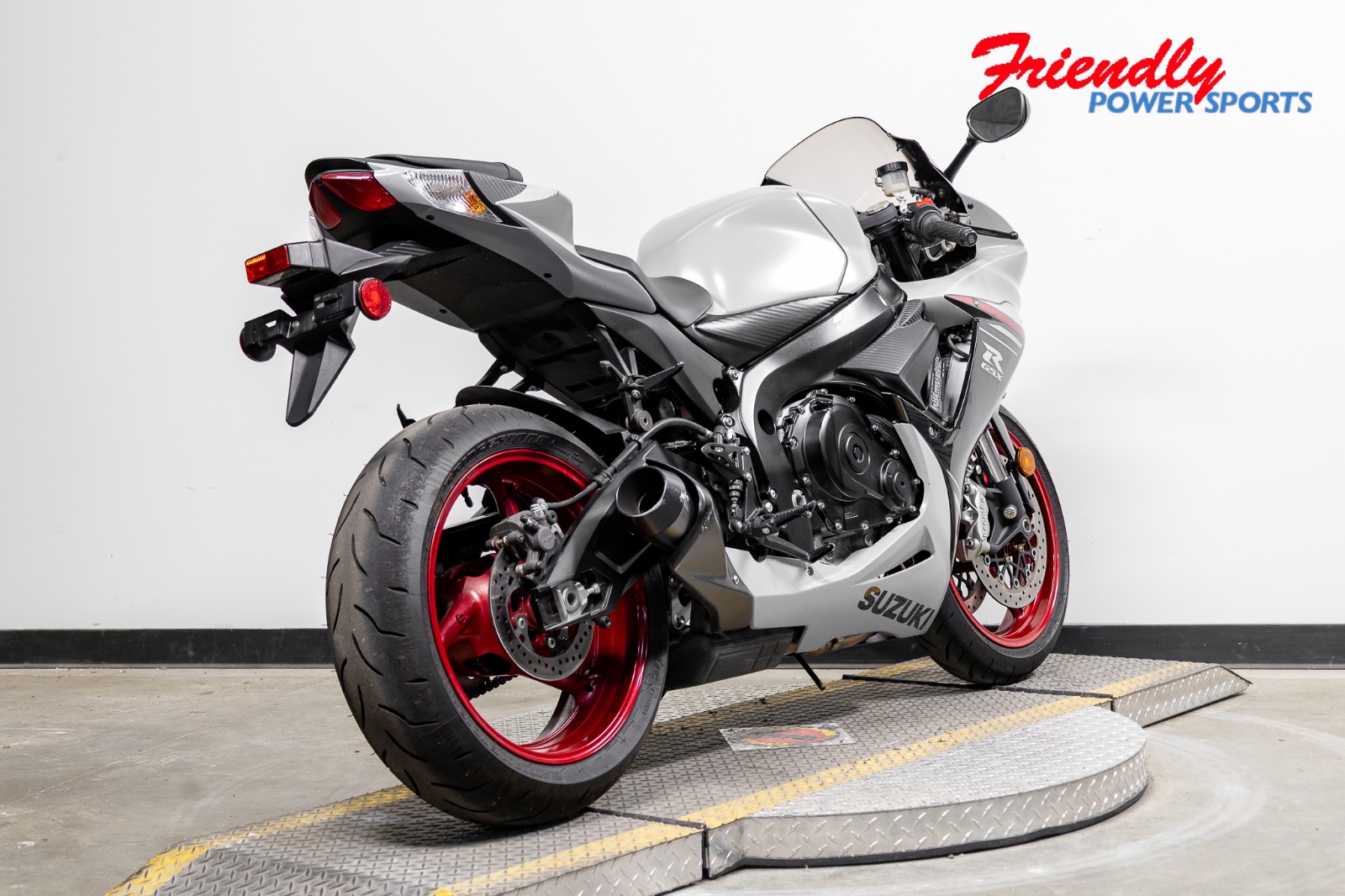 2023 SUZUKI GSX-R600 CA
