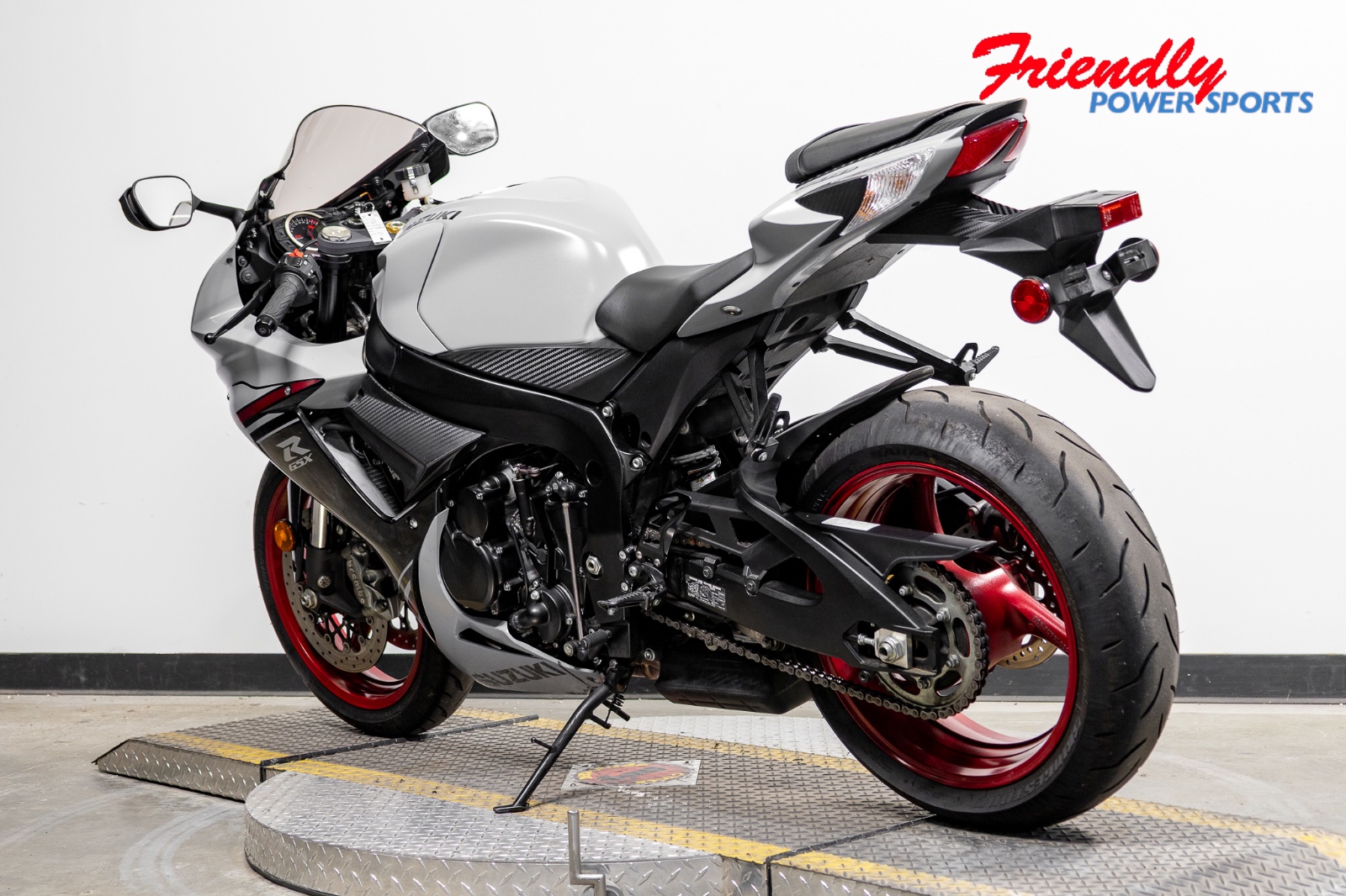 2023 SUZUKI GSX-R600 CA