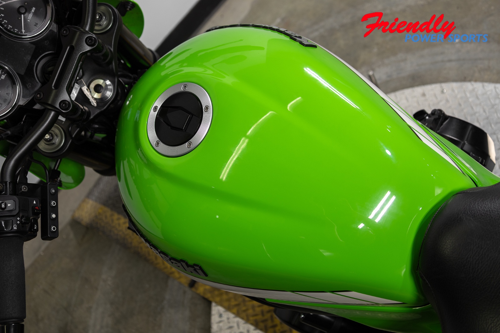 2019 KAWASAKI Z900RS CAFE