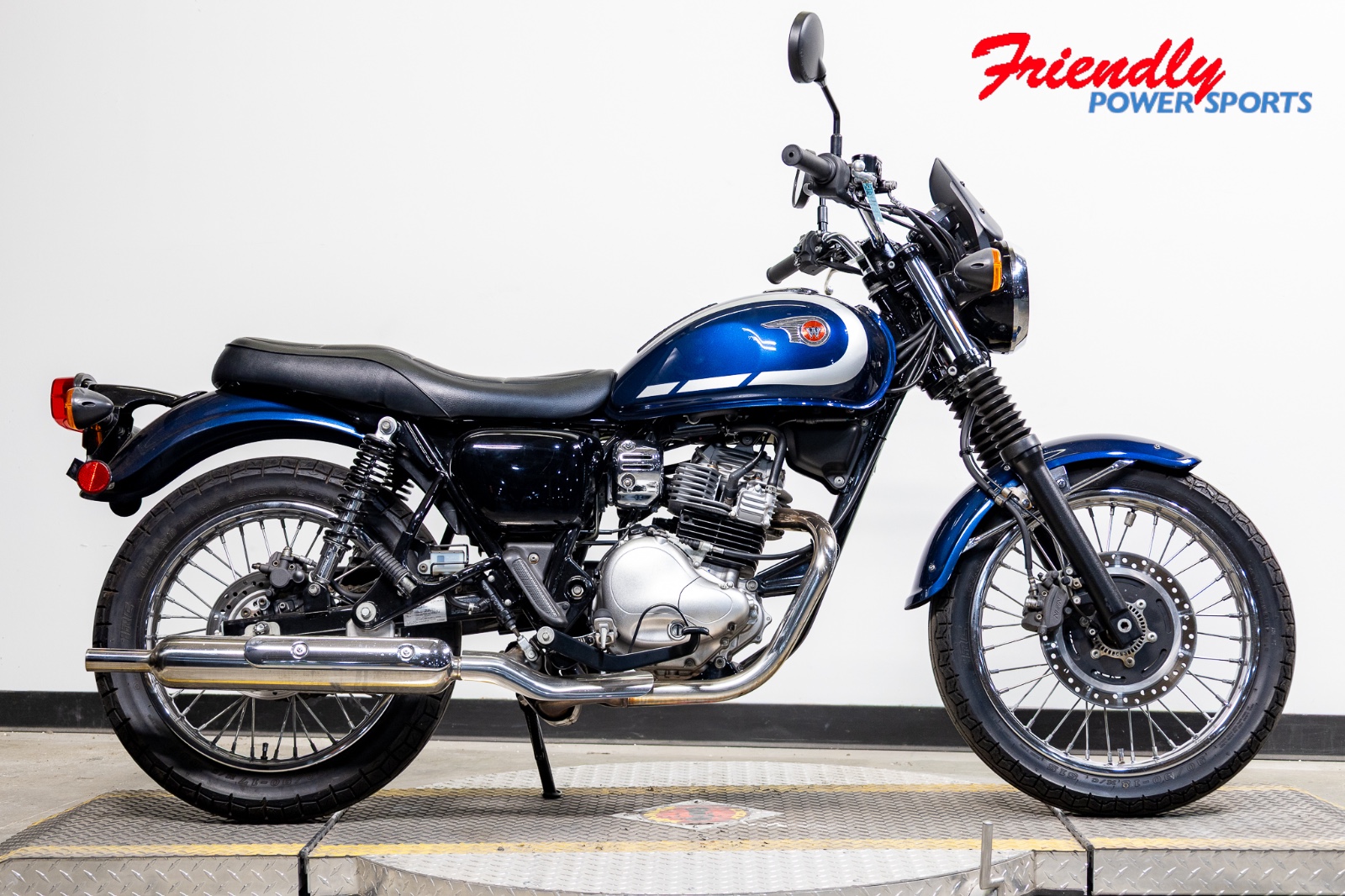 2025 KAWASAKI W230 ABS