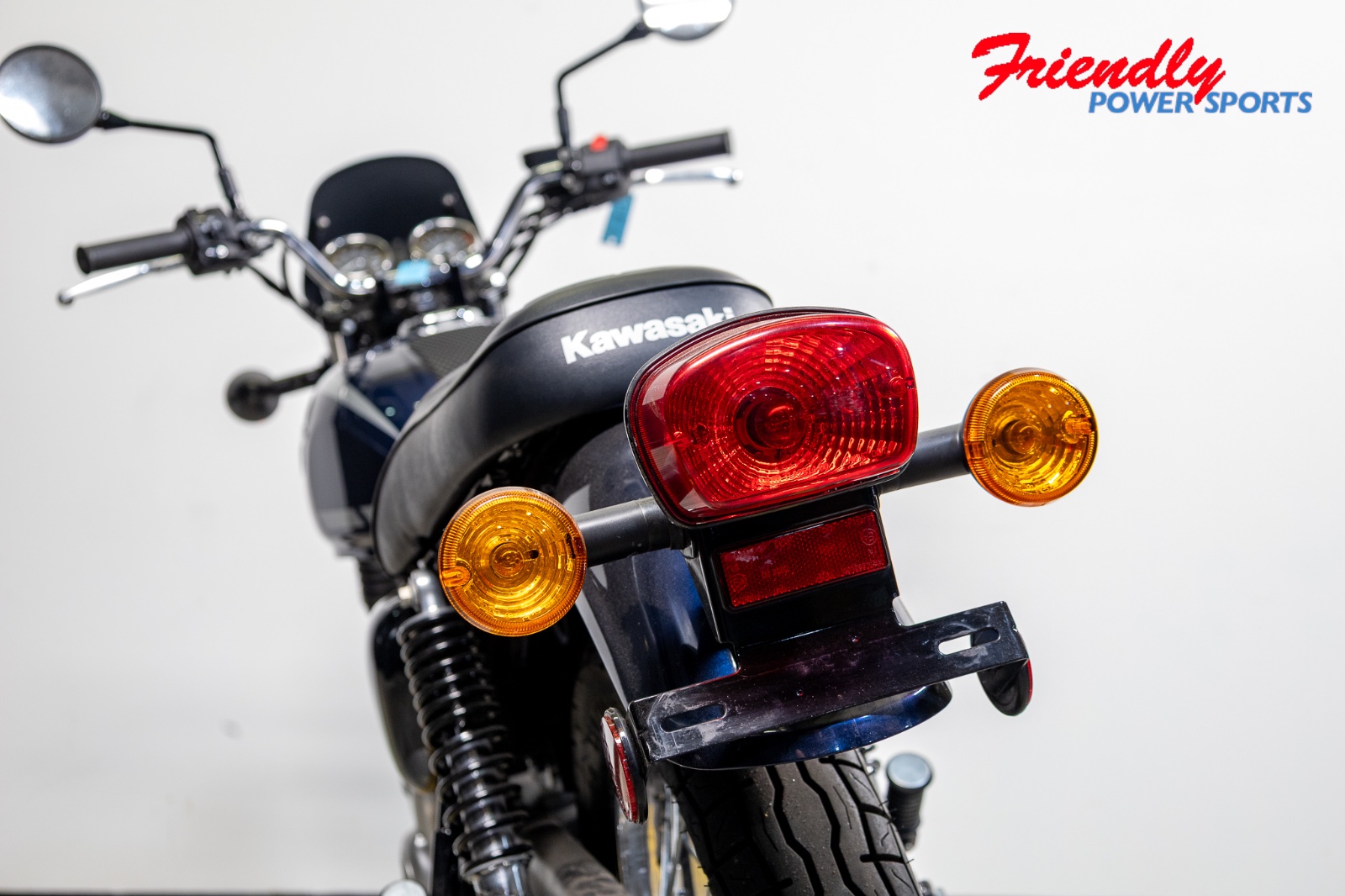 2025 KAWASAKI W230 ABS