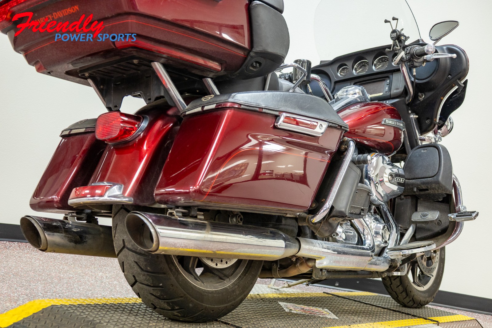 2015 HARLEY-DAVIDSON Electra Glide® Ultra Classic® Low