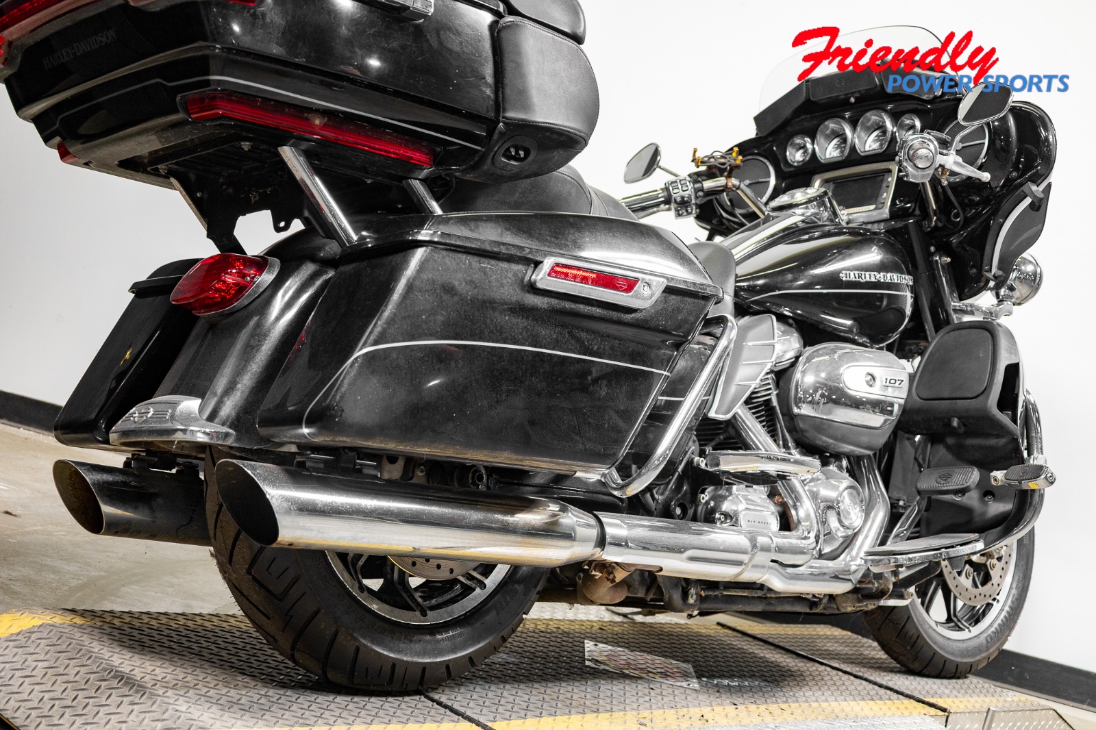 2017 HARLEY-DAVIDSON Electra Glide® Ultra Limited Low