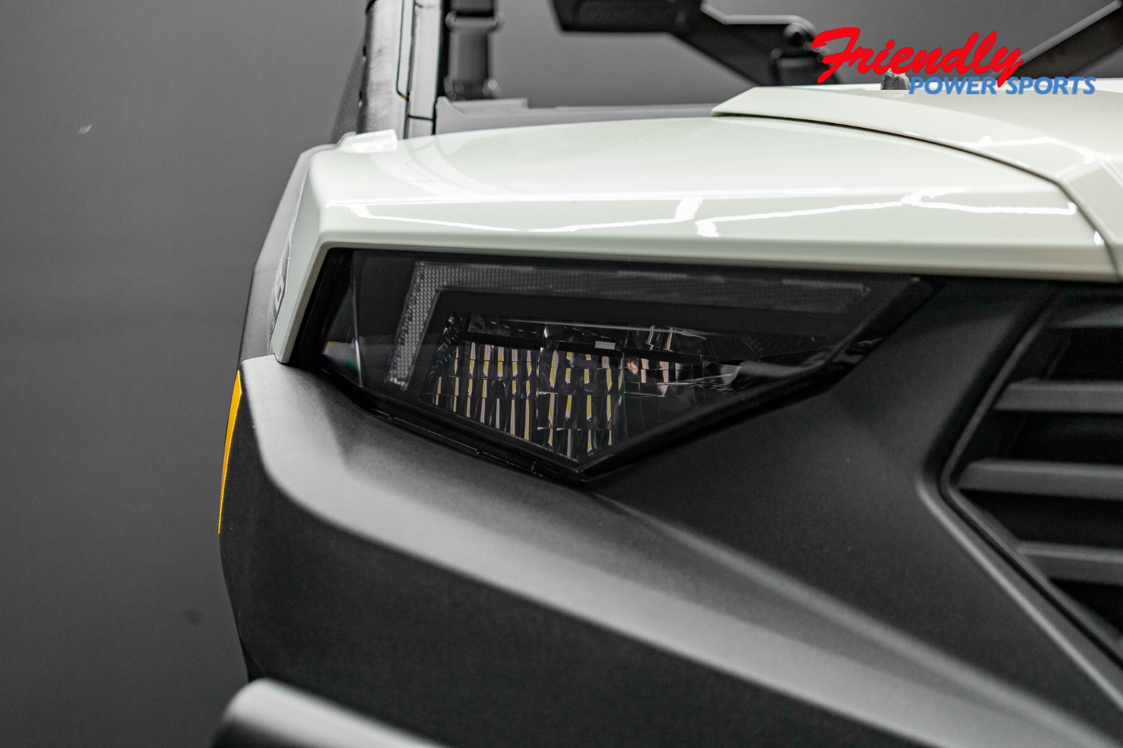 2026 POLARIS RANGER 1000 PREMIUM MIRAGE BEIGE EPS