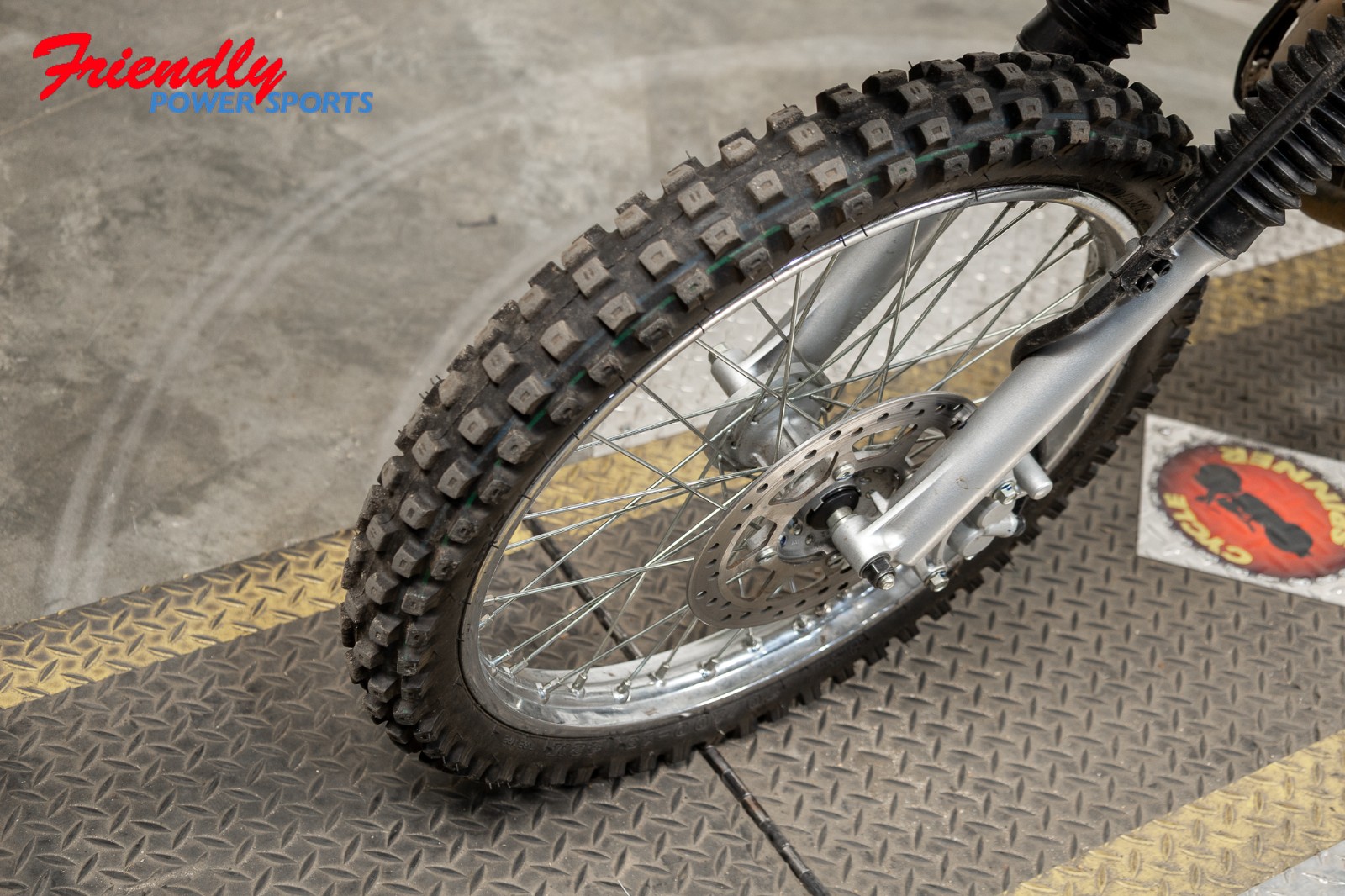 2024 YAMAHA TT-R125LE