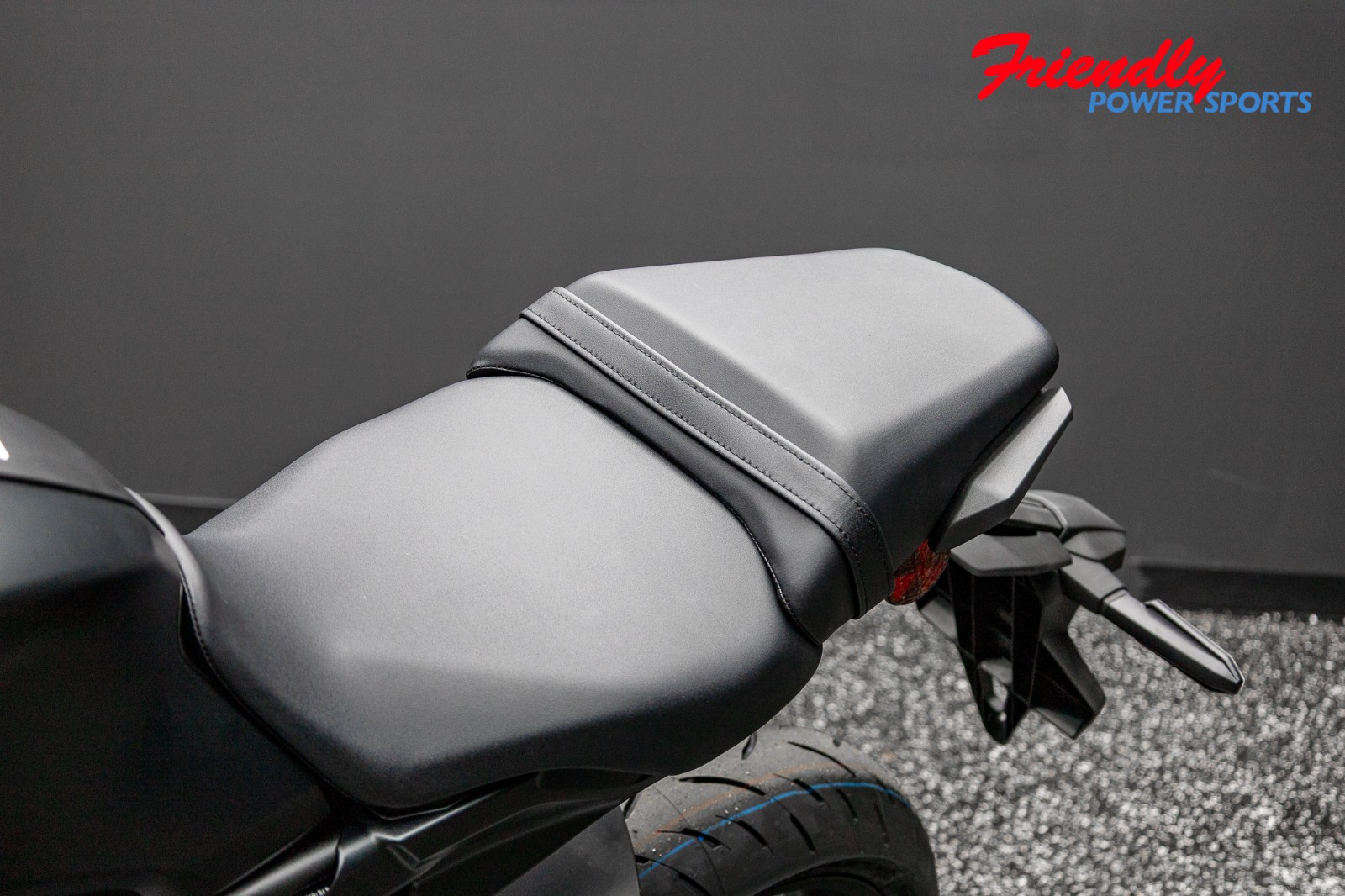 2026 HONDA CB300R ABS