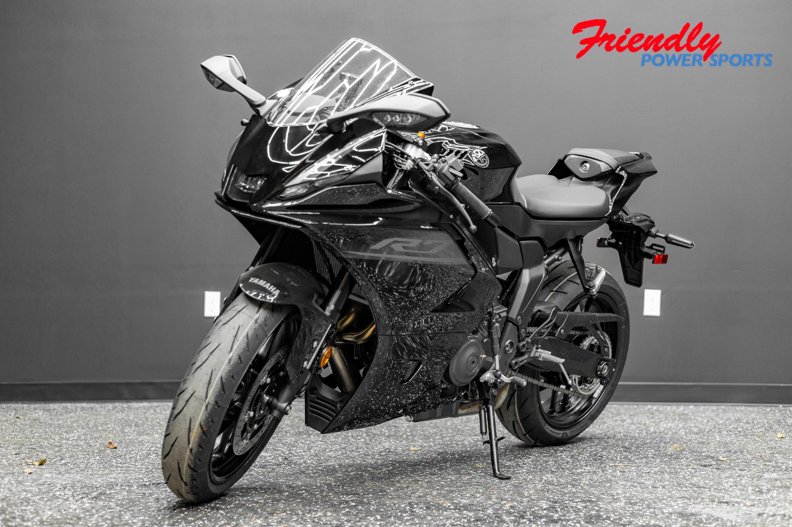2026 YAMAHA YZF-R7