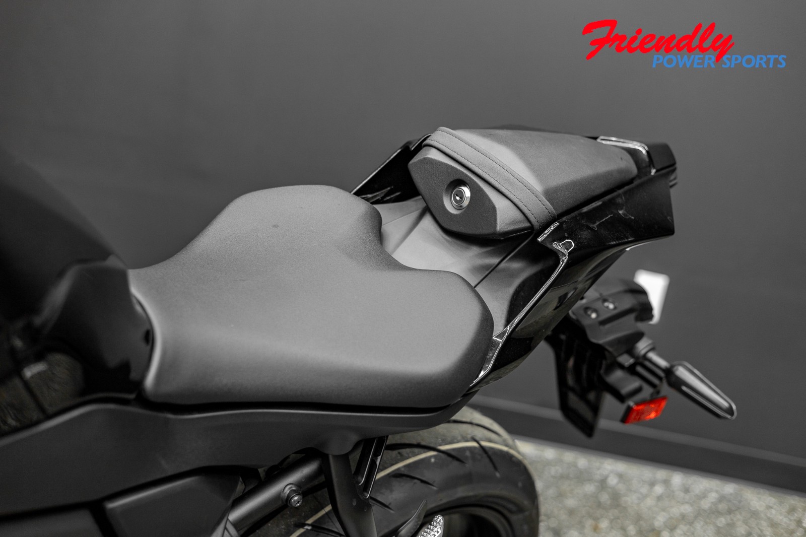 2026 YAMAHA YZF-R7