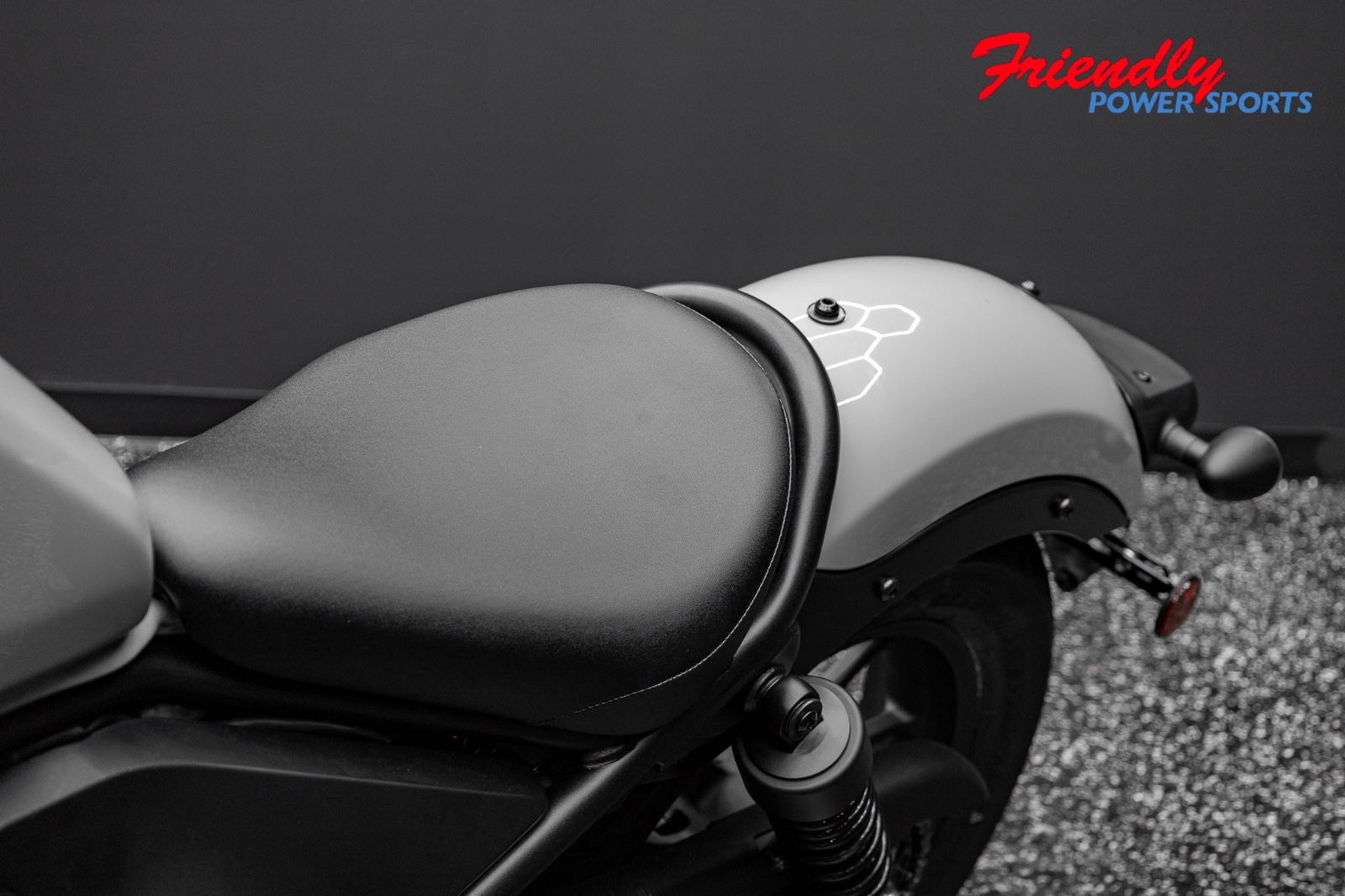 2026 HONDA REBEL 300 E-CLUTCH