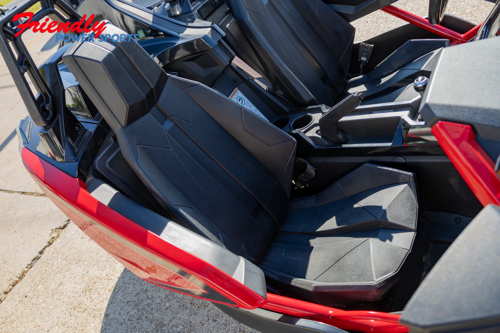 2019 SLINGSHOT SLR (Manual)