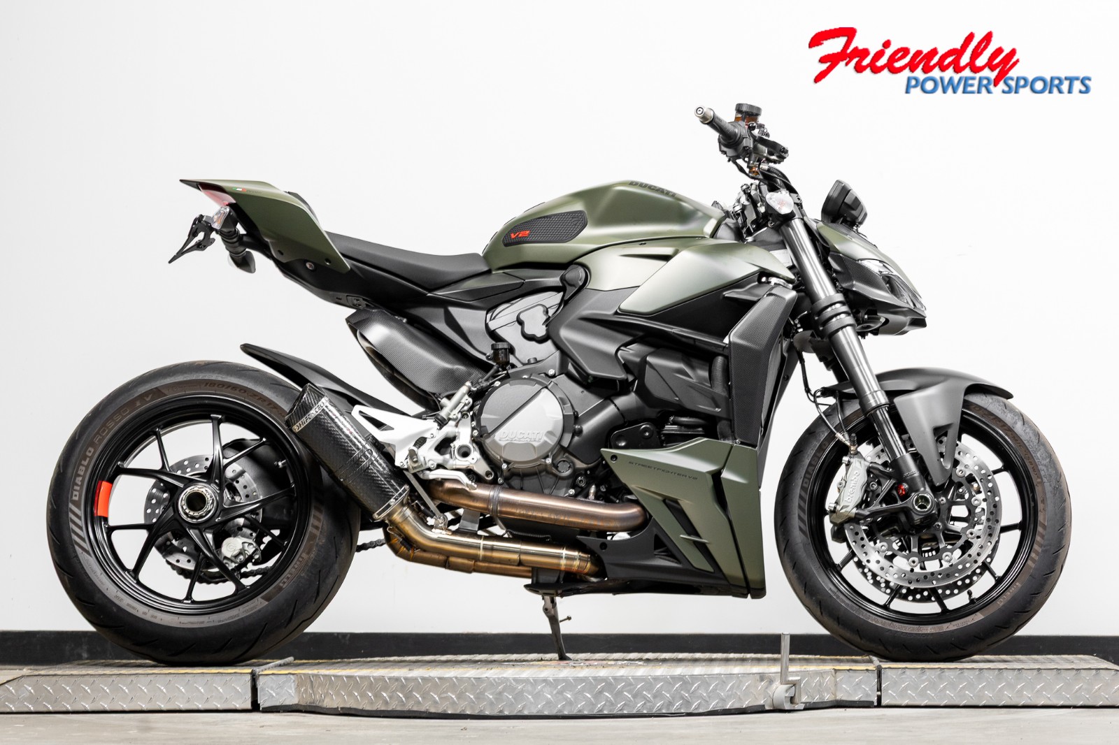 2023 DUCATI STREETFIGHTER V2
