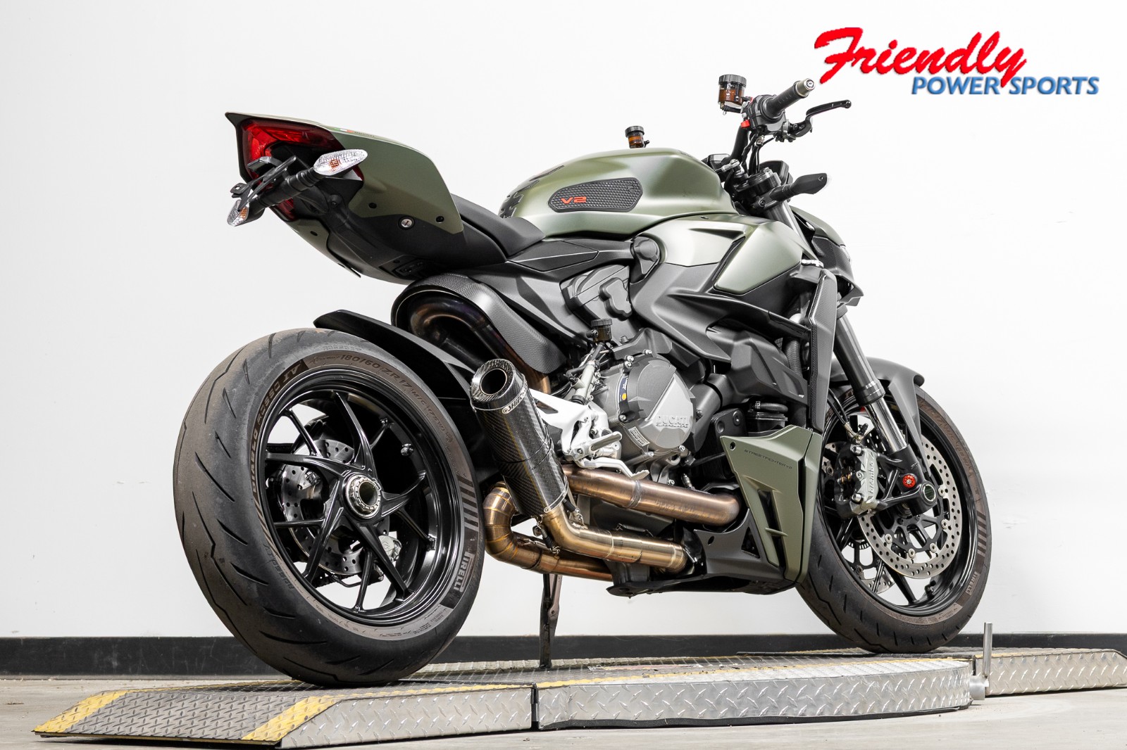 2023 DUCATI STREETFIGHTER V2
