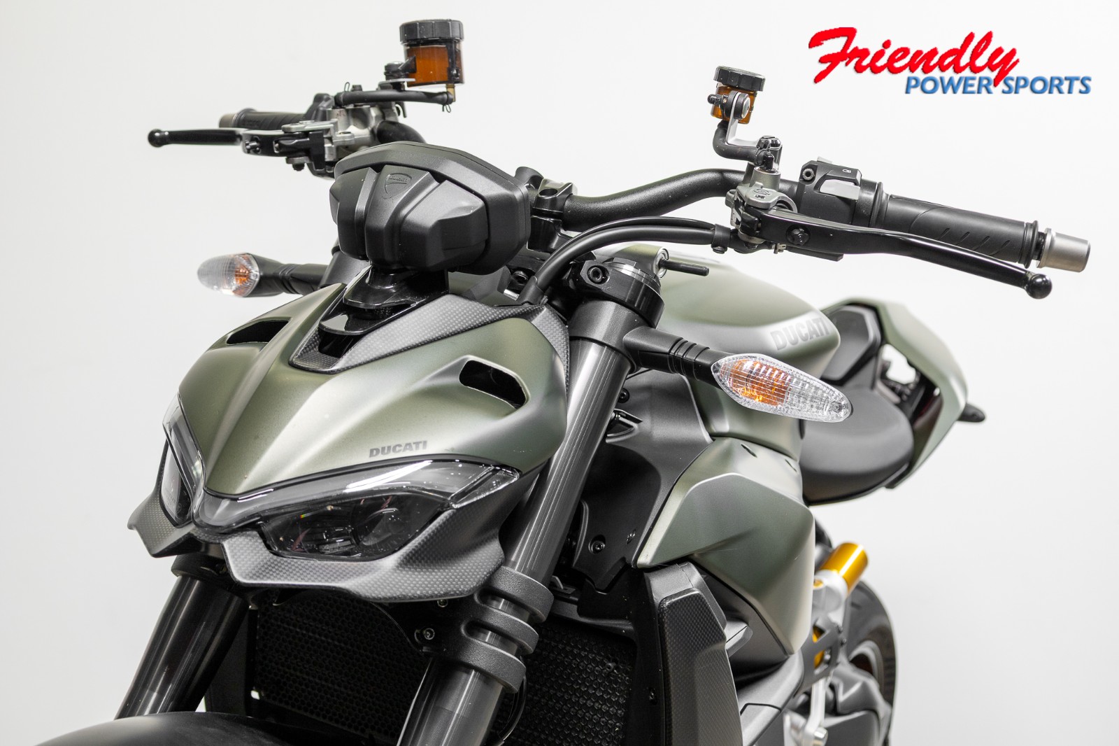 2023 DUCATI STREETFIGHTER V2