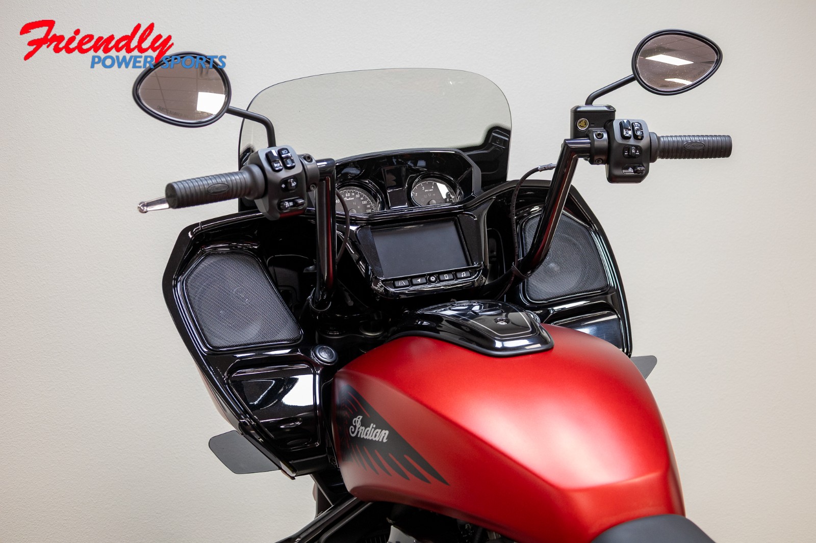 2024 INDIAN CHALLENGER DARK HORSE, SUNSET RED SMK, 49ST Dark Horse®