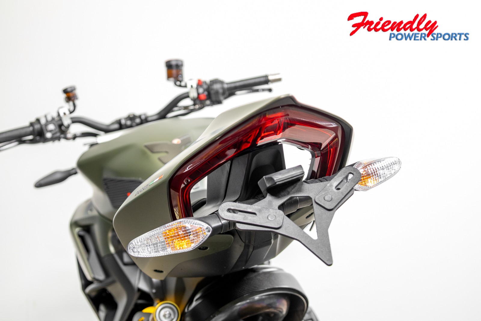 2023 DUCATI STREETFIGHTER V2