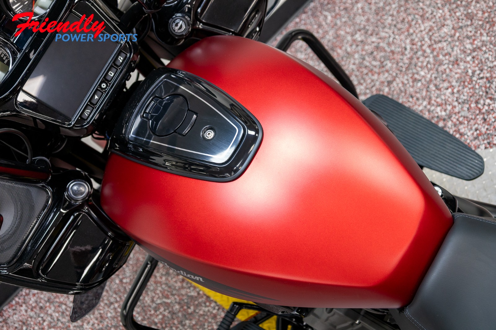 2024 INDIAN CHALLENGER DARK HORSE, SUNSET RED SMK, 49ST Dark Horse®