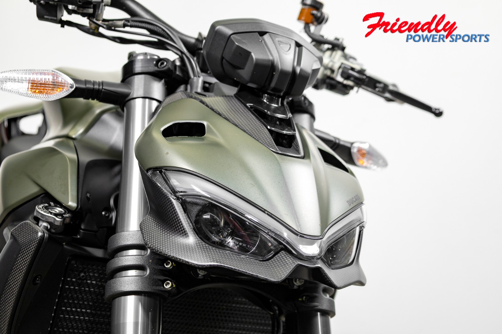 2023 DUCATI STREETFIGHTER V2