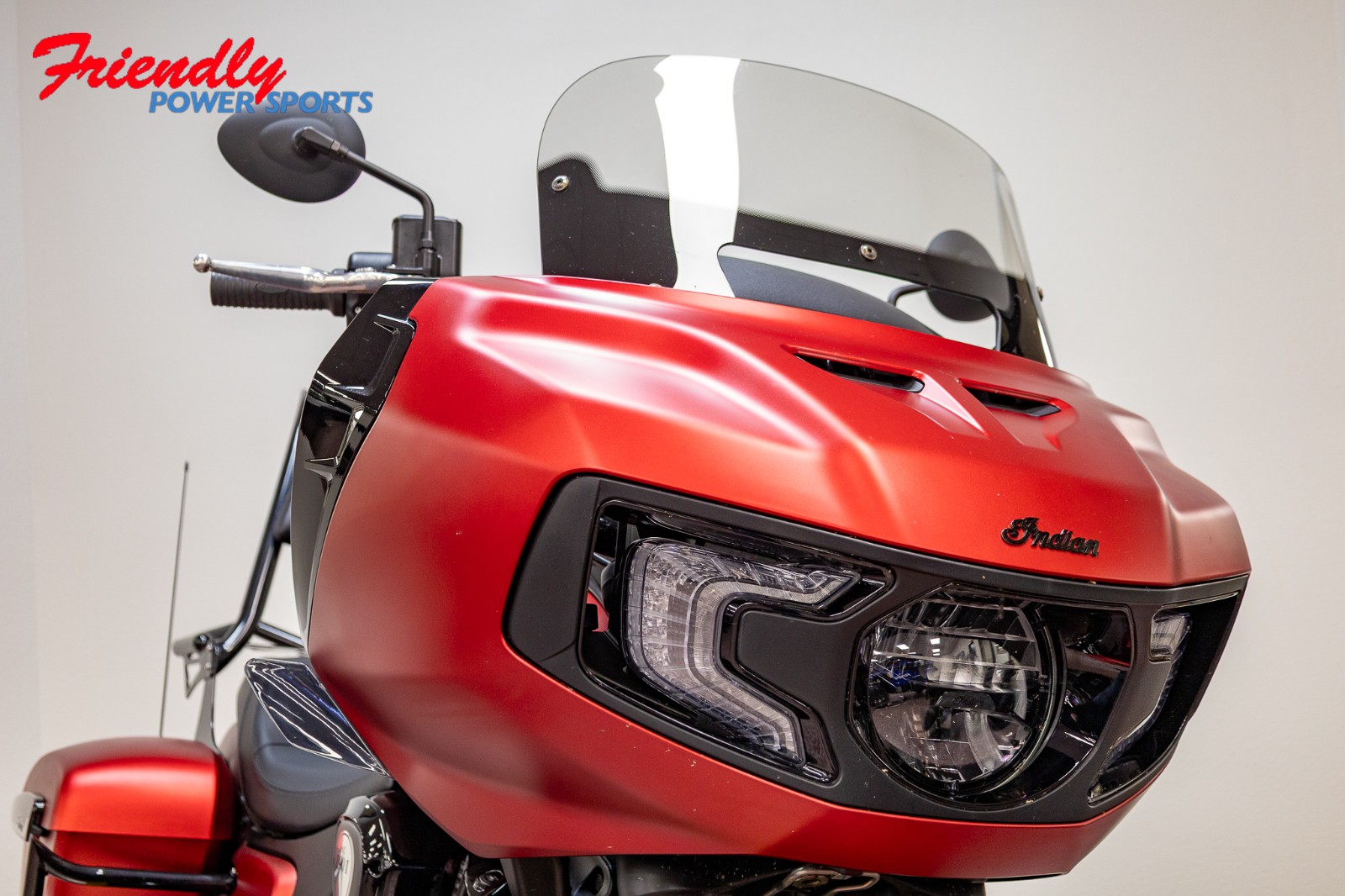 2024 INDIAN CHALLENGER DARK HORSE, SUNSET RED SMK, 49ST Dark Horse®