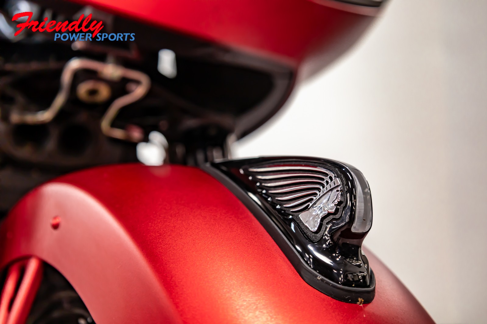 2024 INDIAN CHALLENGER DARK HORSE, SUNSET RED SMK, 49ST Dark Horse®