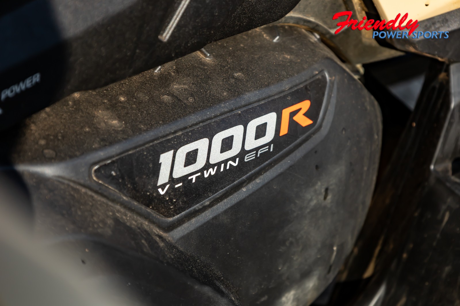 2022 CAN-AM OUTL XMR 1000R TN