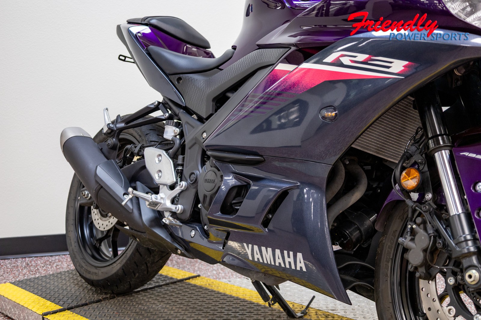 2023 YAMAHA YZF-R3 ABS