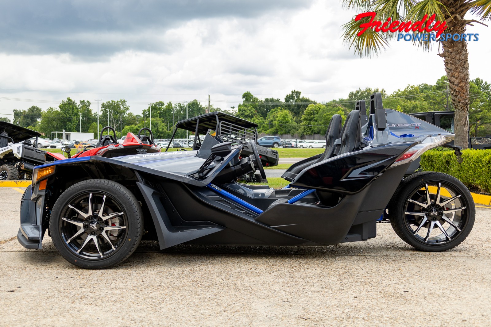 2021 SLINGSHOT SLINGSHOT R AUTODRIVE, 49ST, STEALTH BLUE